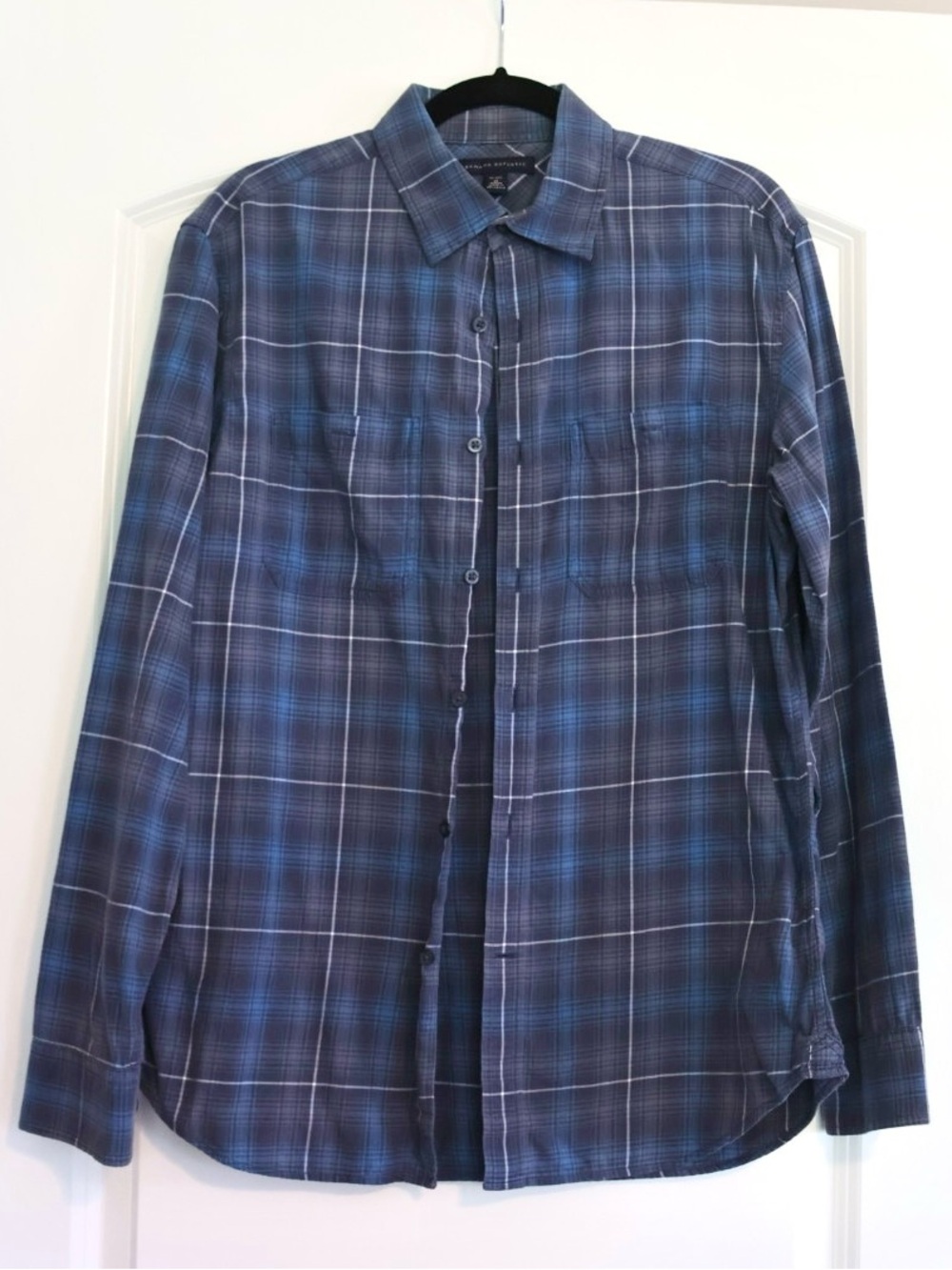 Banana Republic Cotton Button-Down Shirt - Medium